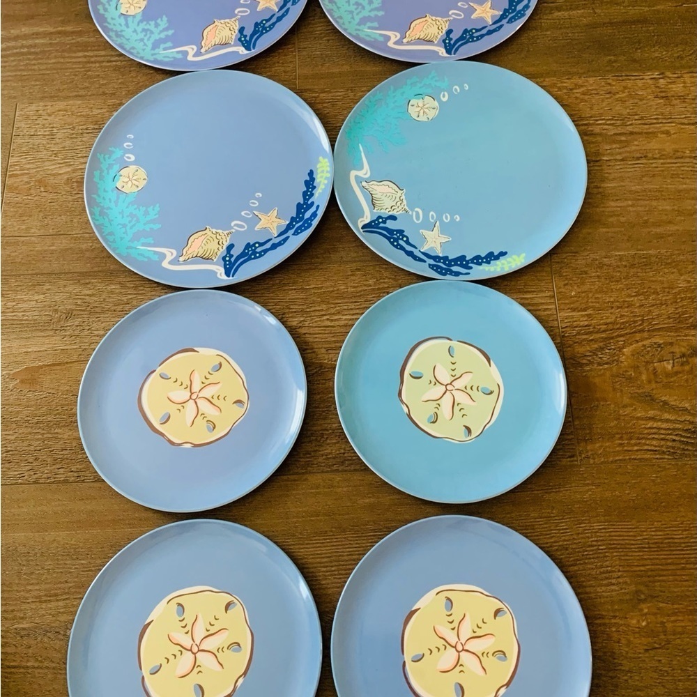 Melamine dinner plates